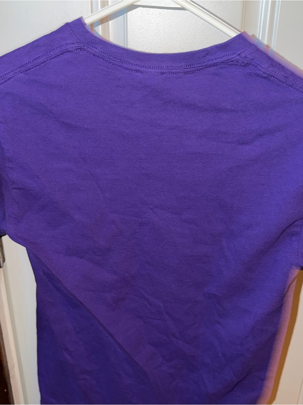 Crown Royal Men's Logo Graphic T-Shirt Purple Cotton Crew Neck Short Sleeve S - Picture 2 of 3